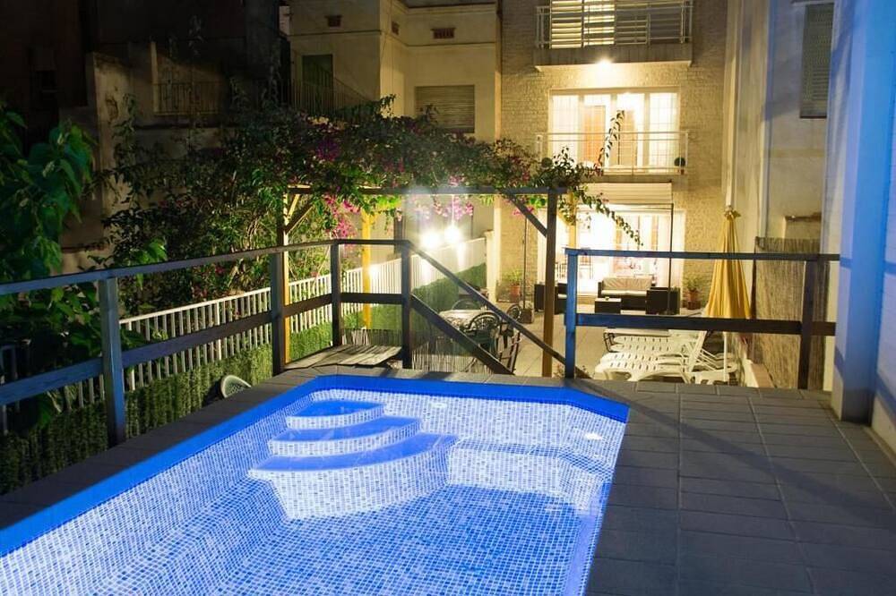 Beautiful and spacious house in the center 50 meters from the beach in Calella, Costa del Maresme