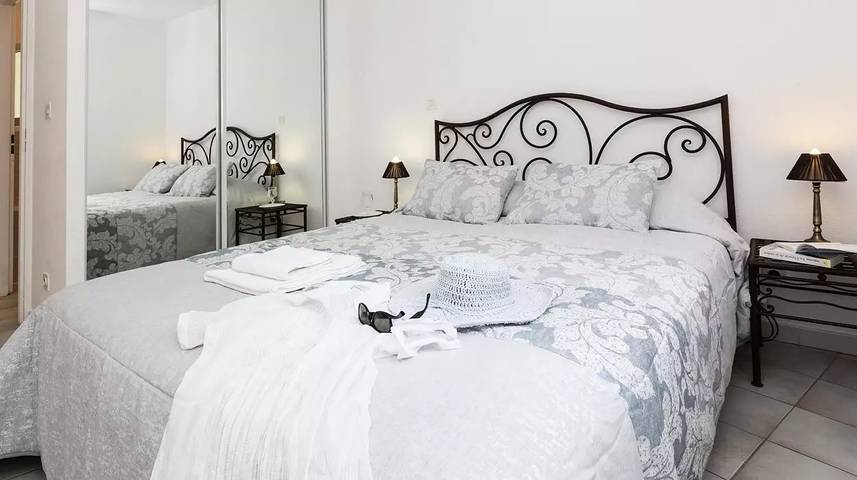 Villa für 2 Personen, mit Pool und Terrasse auf Korsika - 4