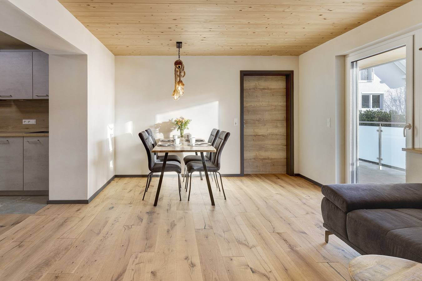 Ganze Wohnung, Ferienwohnung 'Ebbi' mit Balkon und Wlan, Barrierefrei. Hunde erlaubt. in Donaueschingen, Mittlerer Schwarzwald