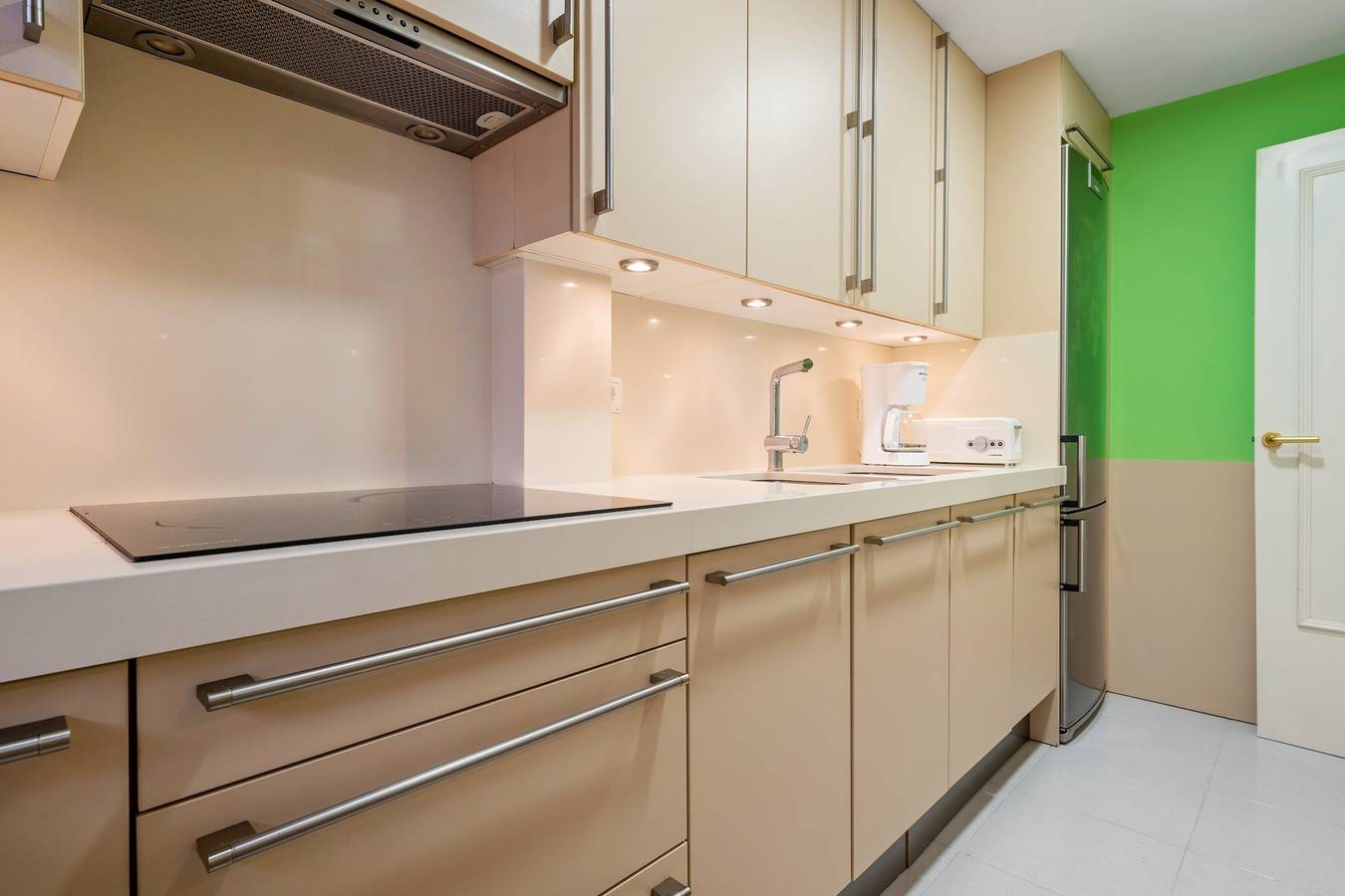 Appartement 'Albatros' met zeezicht, wifi en airconditioning, foto 8