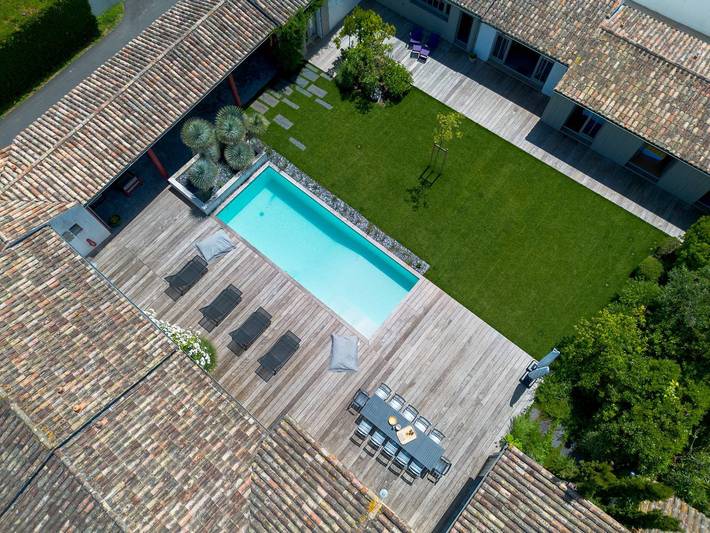 Gîte pour 12 personnes, avec piscine à Loix - 2
