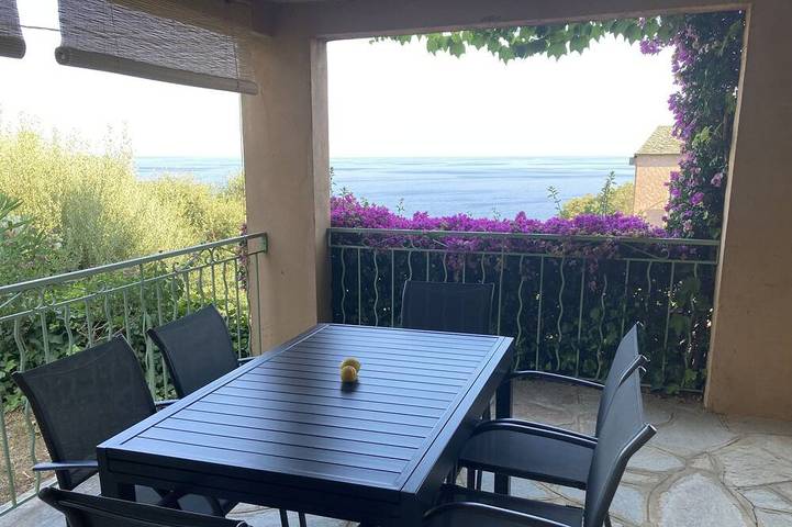 Appartement de vacances pour 5 personnes, avec Terrasse et Jardin