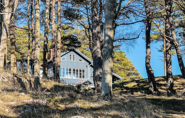 Hus för 12 Personer med trädgård in Norra Västkusten