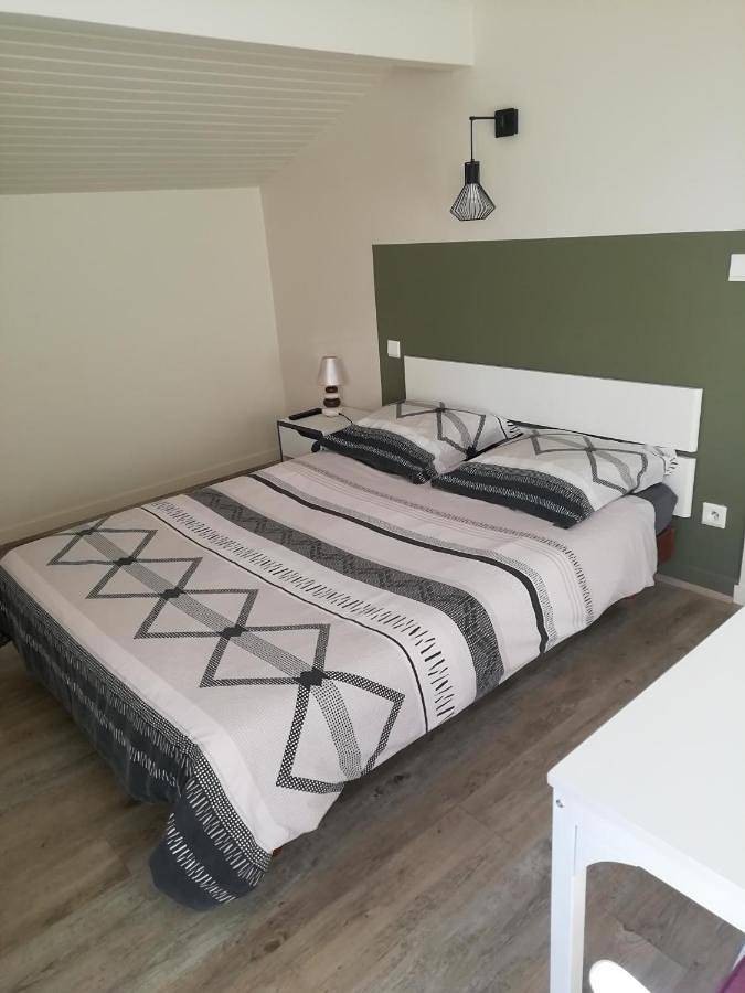 Gîte pour 4 personnes, avec balcon ainsi que vue et jardin à Hasparren - 4