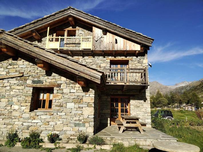 Chalet pour 10 personnes, avec sauna ainsi que vue et jardin à Bonneval-sur-Arc