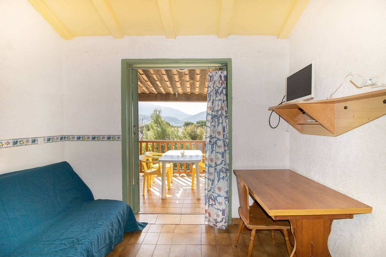 Appartement entier, Appartement 'Le Tre' avec vue mer, Wi-Fi et climatisation in Appietto, Golfe de Sagone
