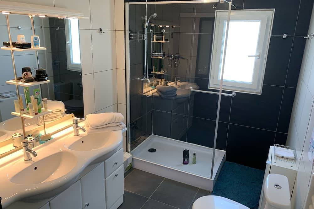 Luxury rooms with swimming pool in Moëlan-sur-Mer, Quimper region