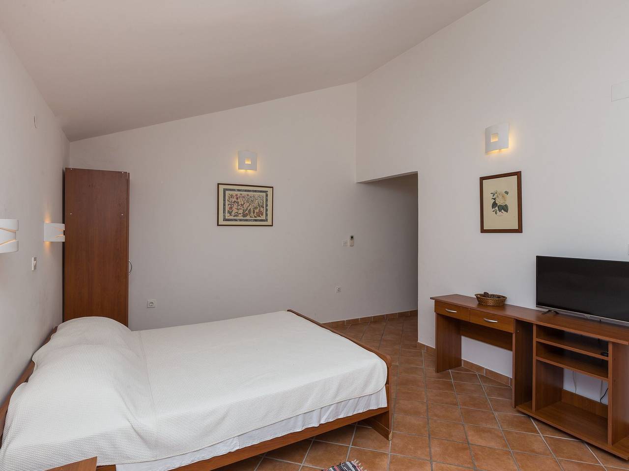 Ganze Wohnung, Villa Dubravka - Premium One Bedroom Apartment with Balcony and Sea View (Apartman 5) in Plat, Dubrovnik-Neretva