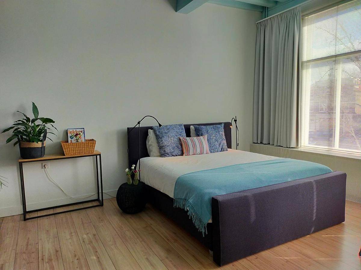Large Double Room in Leiden, Niederländische Nordsee