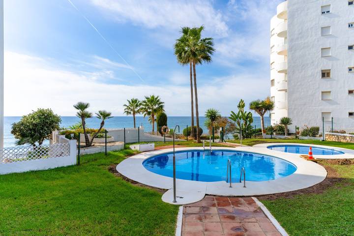 Ganze Wohnung, 'Apartamento Boquerón I' mit Meerblick, Wlan und Klimaanlage in Sitio de Calahonda, Mijas