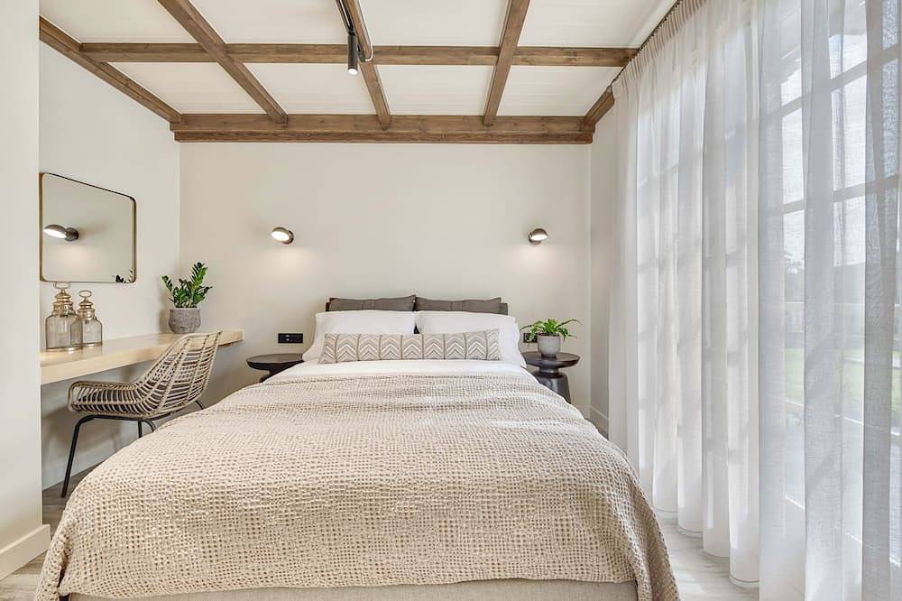 Villa Classique 3 Chambres avec Piscine Privée in Lithakia, Laganas