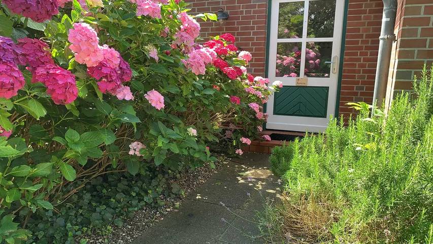 Ferienhaus für 8 Personen, mit Garten und Balkon in Nebel - 2