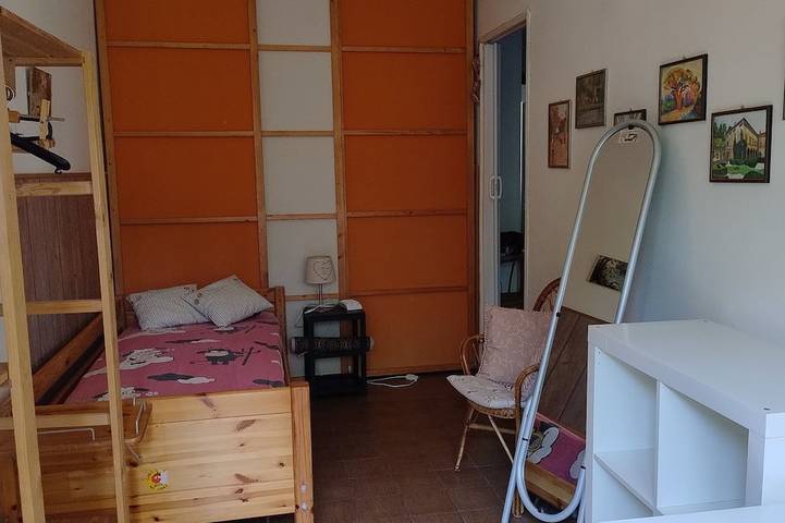 Gîte pour 3 personnes, avec jardin ainsi que terrasse et piscine dans Ispra - 3