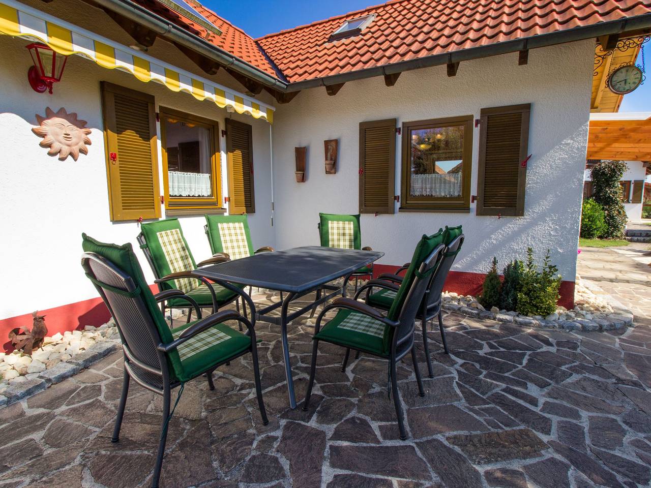 Entire apartment, Apartment 'Heimatgefühl Thalheim' with Private Terrace, Private Garden and Wi-Fi in Leibertingen, Upper Danube Nature Park