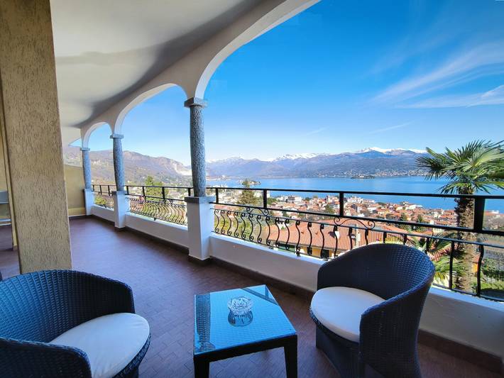Ferienwohnung für 4 Personen, mit Ausblick und Seeblick sowie Terrasse - 1