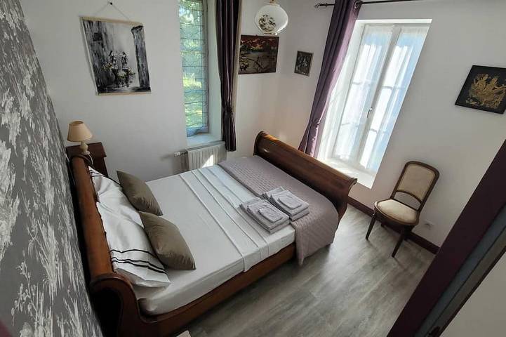 Location de vacances pour 19 personnes, avec balcon et jardin à Volvic - 2