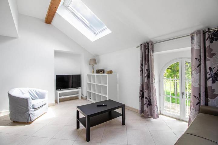 Gîte pour 6 personnes, avec vue dans Livange