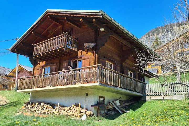 Chalet pour 8 personnes, avec jardin et terrasse en Savoie - 2
