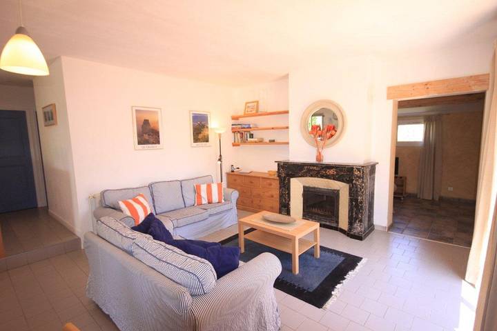 Gîte pour 8 personnes, avec piscine à Cesseras - 3
