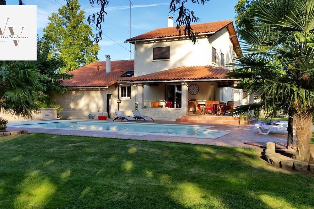 Maison Style Landais Climatisée. Piscine Privée. Parc. Idéal Pour Familles in Bergerac, Périgord Pourpre