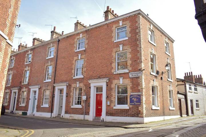 Bed and breakfast for 2 people in Chester