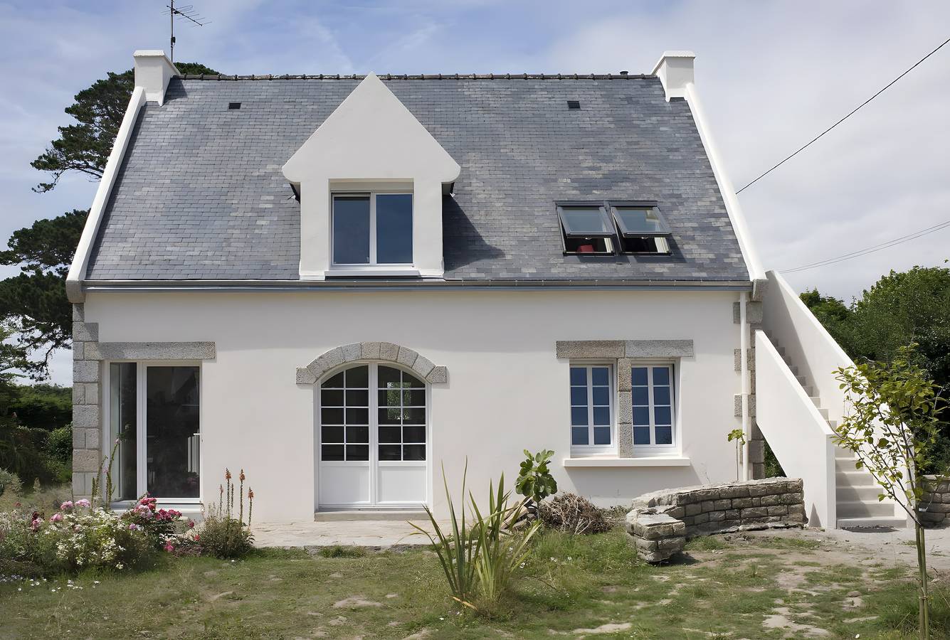 Appartement entier, Appartement 'Ty Bleunioù - Escale Iodée' avec terrasse privée et Wi-Fi in Raguénez, Névez