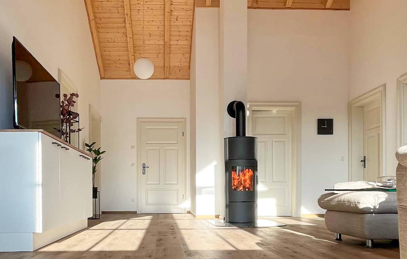 Ganze Ferienwohnung, Gemütliche Wohnung mit Terrasse in der Nähe von Fluss und Stadtzentrum in Stolberg (Harz), Südharz