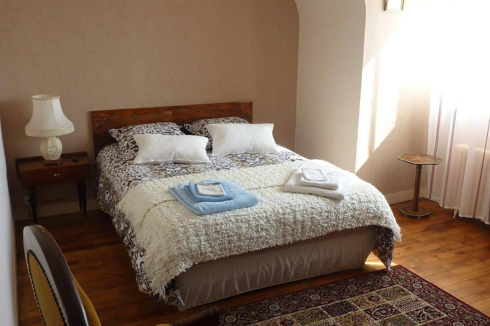 Maison indépendante avec jardin 2 à 5 personnes in Lochrist, Plounévez-Lochrist