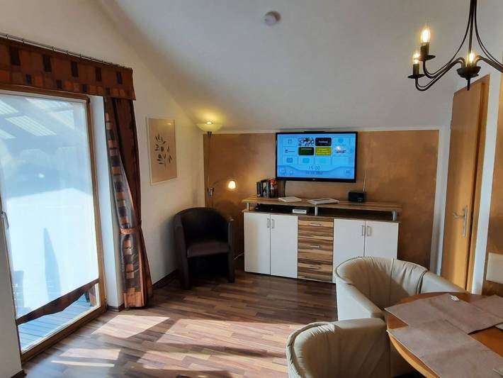 Ferienwohnung für 4 Personen, mit Balkon und Terrasse in Grafenwiesen