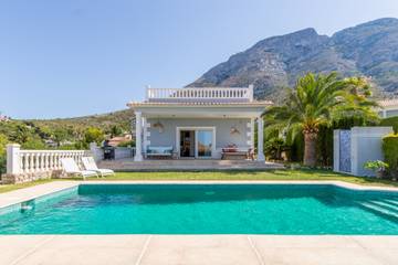 Villa for 8 People in Montgo, Dénia, Photo 2