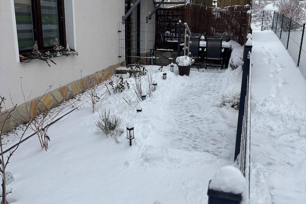 Ganze Wohnung, Gemütliche Ferienwohnung mit Garten-auf dem Land in Chursdorf, Dittersdorf