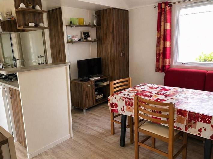 Camping pour 7 personnes, avec Terrasse