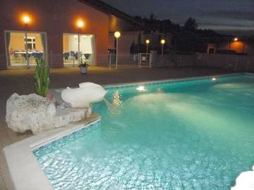 Hôtel pour 2 personnes, avec jardin et terrasse ainsi que sauna et piscine, animaux acceptés à Pont-du-Casse
