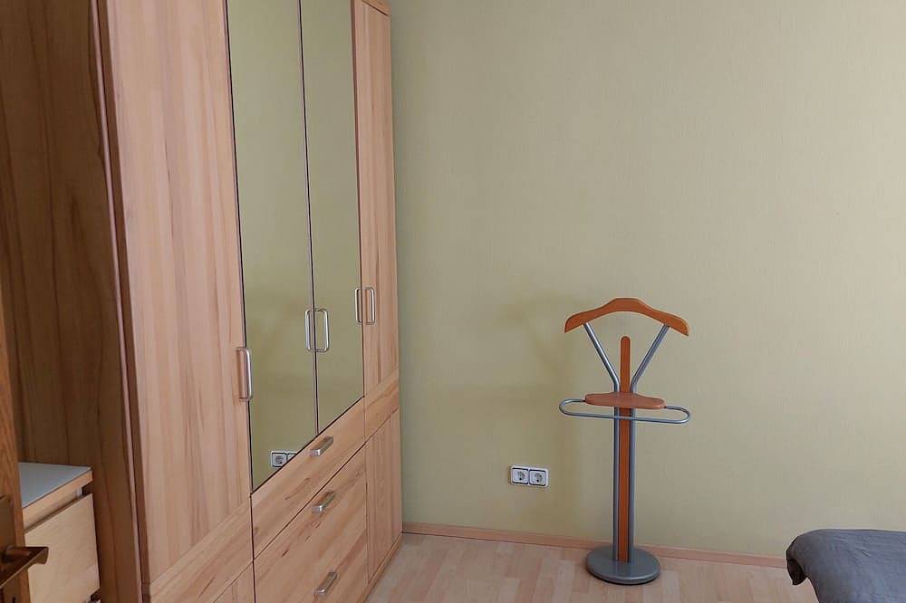 Ganze Wohnung, Ruhige und gemütliche Ferienwohnung mitten im Kraichgau in Östringen, Kraichgau