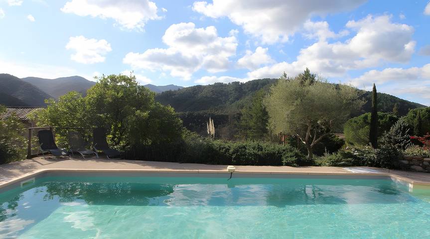 Chambre d’hôte pour 2 personnes, avec jardin en Ardèche