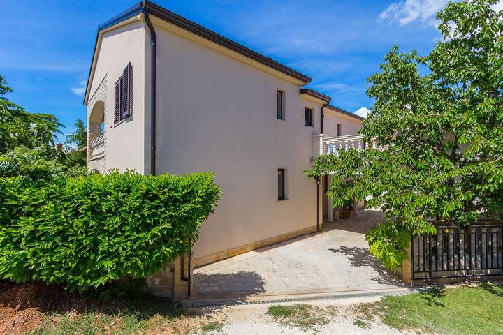 Entire apartment, Tolle Ferienwohnung mit atemberaubenden Garten und Haustiere sind auch erlaubt in Pula-Medulin, Pula