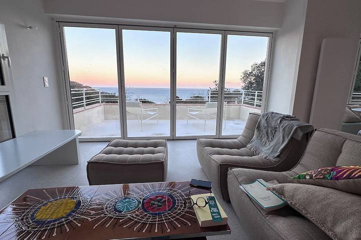 House for rent 400 M from the sea. in Rayol-Canadel-sur-Mer, Parc national Port-Cros
