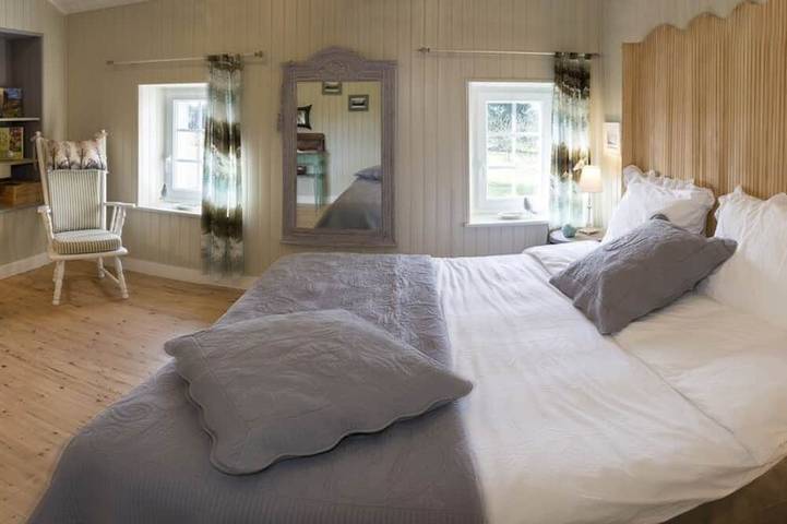 Location de vacances pour 7 personnes, avec jardin à Saint-Thomas-de-Conac - 4