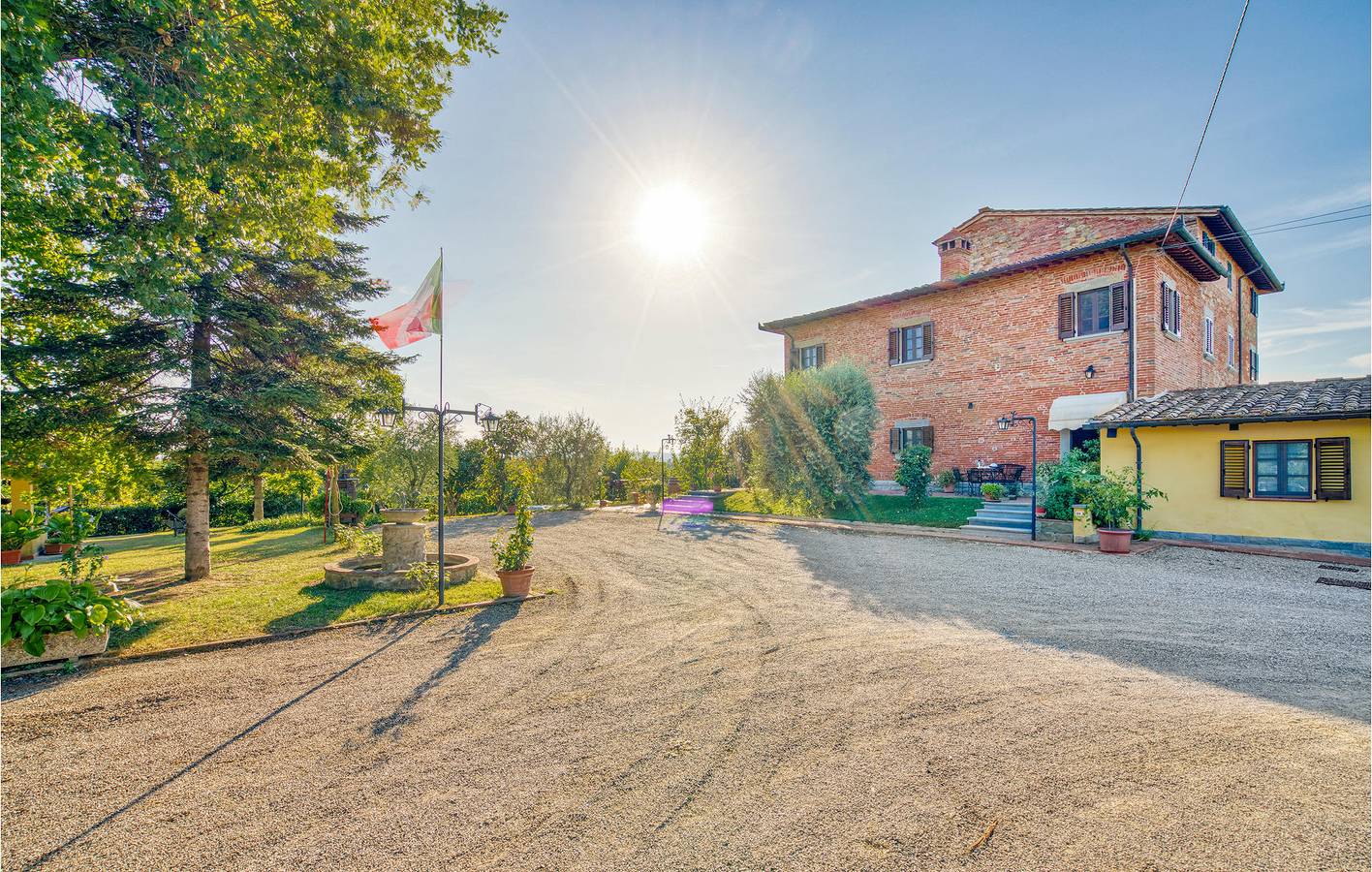 Appartamento intero, Appartamento di 100m² con parcheggio, TV e WiFi - 700m a Alberoro in Alberoro, Monte San Savino