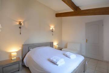 Gîte pour 4 Personnes dans L'Isle-sur-la-Sorgue, Provence, Photo 1