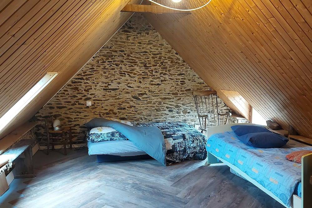 Entire apartment, Appartement au Calme in Pordic, Côte de Goëlo