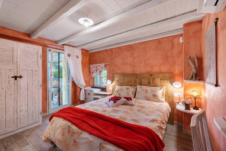 Ferienwohnung für 2 Personen, mit Garten in Moneglia
