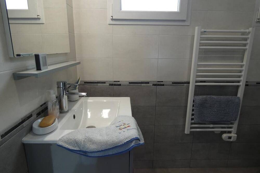 Holiday home in Fromentine near beach, sought-after area, terrace, parking in Fromentine, La Barre-de-Monts