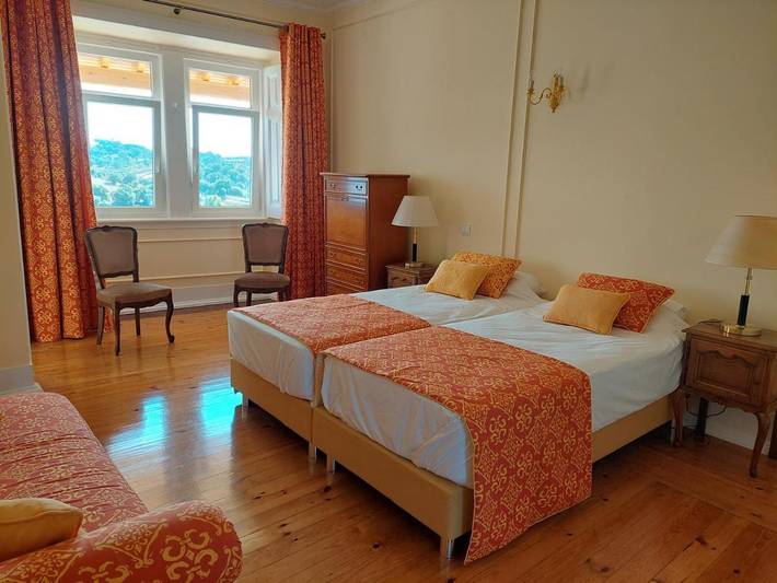 Location de vacances pour 2 personnes, avec jardin ainsi que terrasse et piscine dans Torres Novas - 2