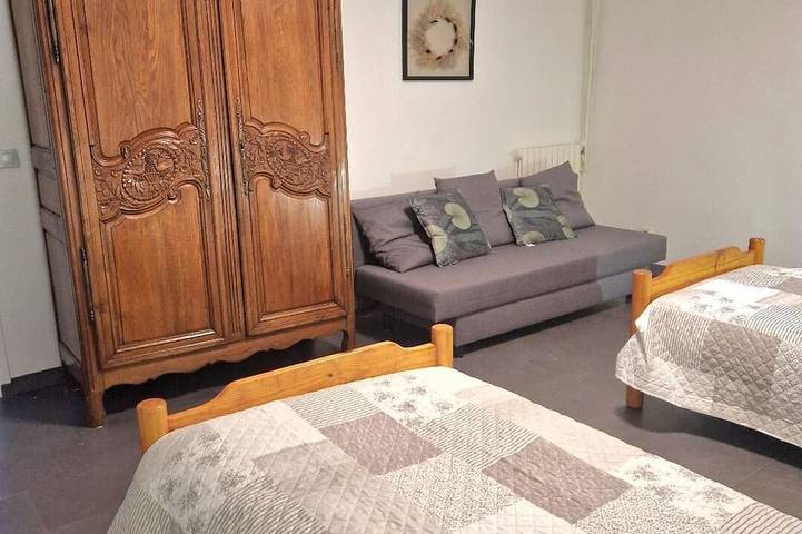 Location de vacances pour 14 personnes, avec jardin à Le Bény-Bocage - 2