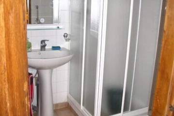 Gîte pour 2 Personnes dans Saint-Yrieix-la-Montagne, Région d'Aubussargues, Photo 3