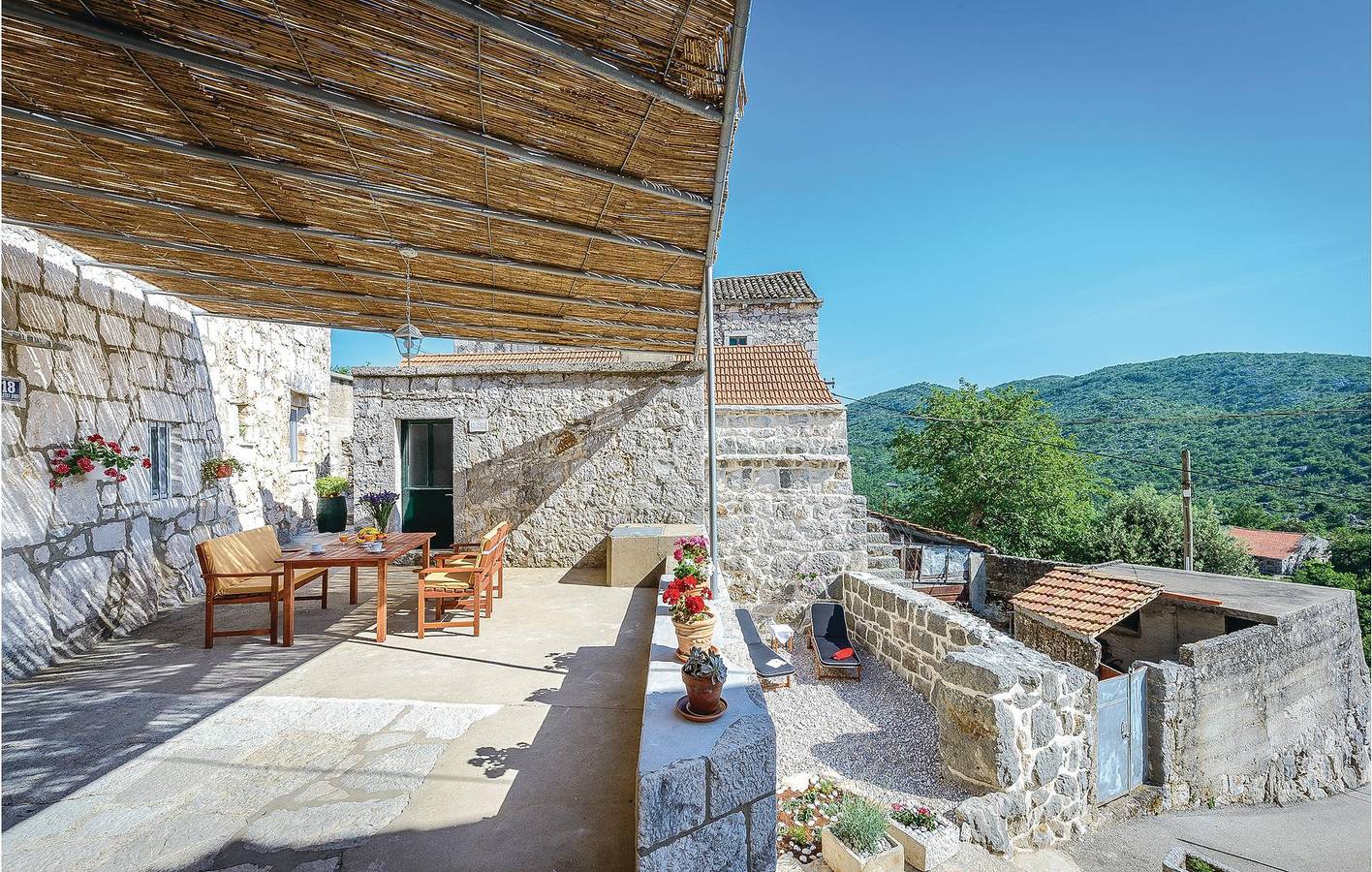 Charmante 2-Zimmer-Wohnung in der Nähe von Brsecine mit Terrasse und Klimaanlage in Grad Dubrovnik, Dubrovnik-Neretva