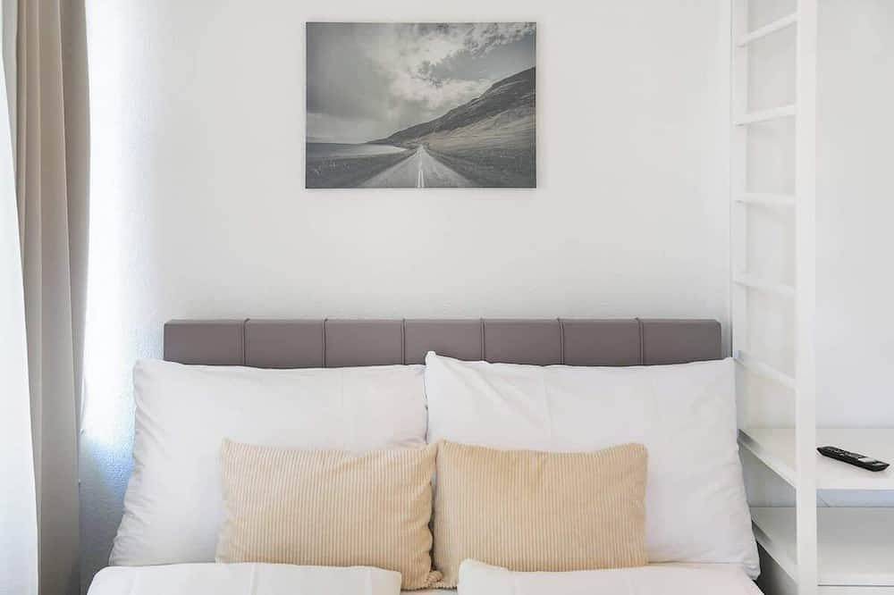 Entire apartment, Book2stay: modernes Studio at Top Place (Olma Messen) in St. Gallen, Lake Constance (Switzerland)