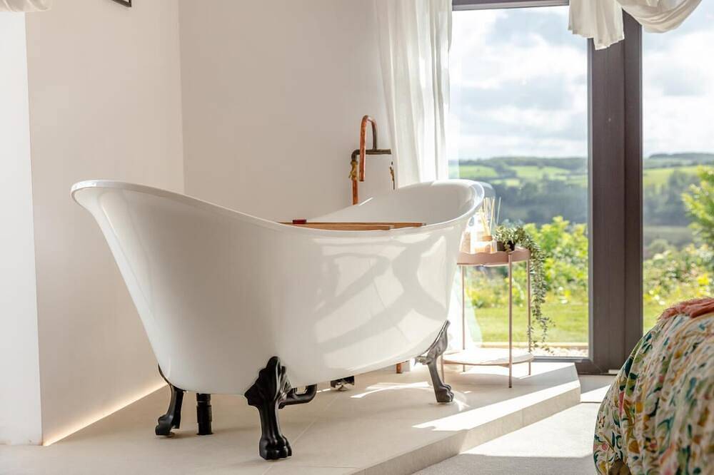 4 Bed in Bishops Tawton (oc-s35786) in Barnstaple, Devon