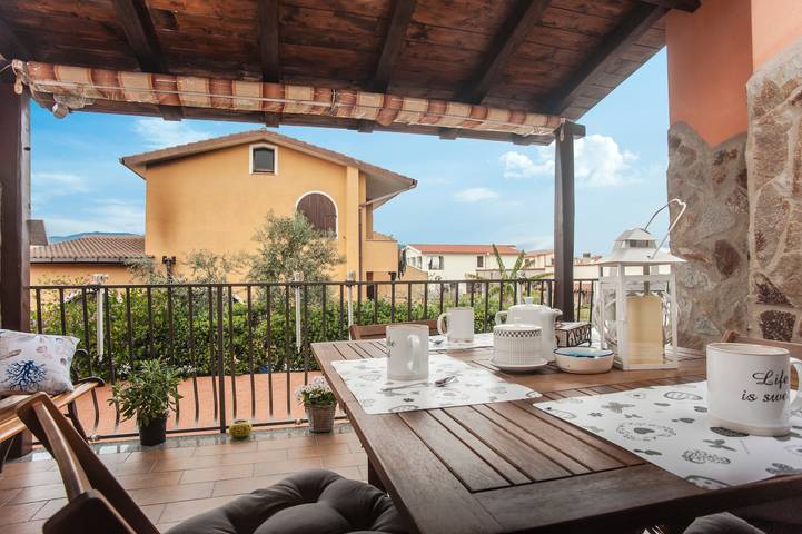Appartamento intero, Appartamento per vacanze 'Casa Vacanze Pula' con balcone e terrazza in Pula Cagliari, Pula e dintorni